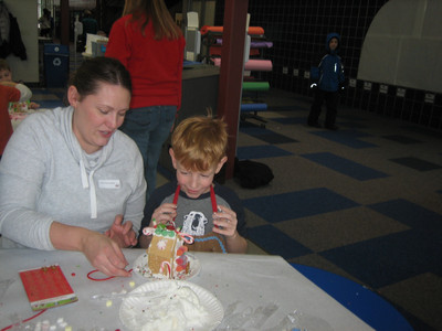 Gingerbread Houses - Photo Number 3