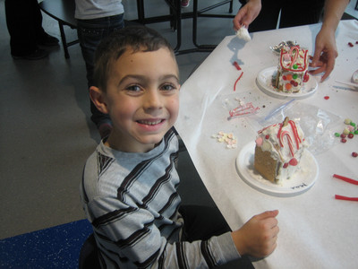 Gingerbread Houses - Photo Number 8
